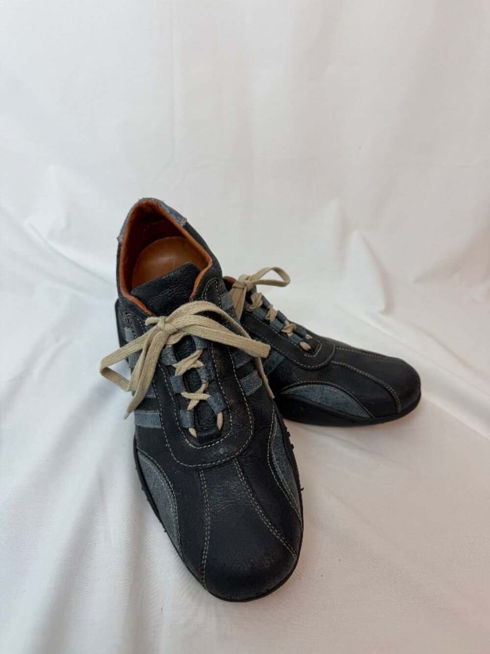 Blue/Gray Men's Robert Wayne Sneaker
